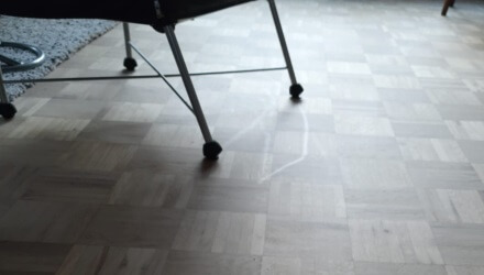 Lichte krassen door schuiven meubel