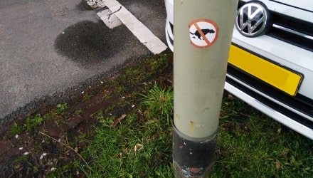 Te kleine markering ‘Verboden te poepen voor honden’
